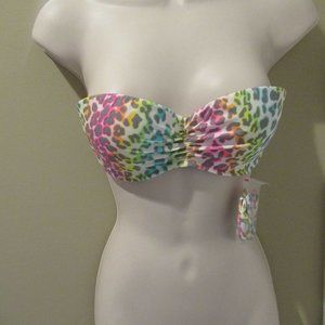 VICTORIA'S SECRET SWIMSUIT TOP ONLY